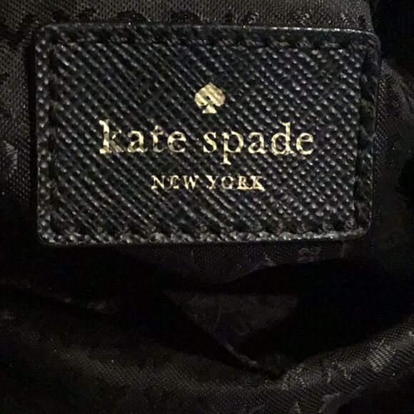 Kate Spade Crossbody. - Picture 3 of 4